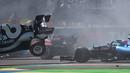 Melintirnya Bottas memicu kekacauan besar. Sebab, banyak pembalap yang tengah melaju kencang selepas start dan harus menghindari insiden tersebut. (AFP/Pedro Pardo)