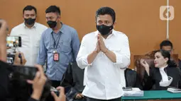 Terdakwa kasus pembunuhan berencana terhadap Brigadir Nopriansyah Yosua Hutabarat atau Brigadir J, Ferdy Sambo tiba untuk menjalani sidang pembacaan putusan sela majelis hakim di Pengadilan Negeri Jakarta Selatan, Jakarta, Rabu (26/10/2022). Majelis Hakim Pengadilan Negeri Jakarta Selatan resmi menolak nota keberatan atau eksepsi terdakwa Ferdy Sambo terkait kasus dugaan pembunuhan berencana Brigadir J. (Liputan6.com/Faizal Fanani)