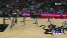 Willie Cauley-Stein mendapat 13 poin, 13 rebound double-double untuk mengalahkan Spurs 104-99