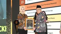 Pemberian PROPER oleh Wakil Presiden Republik Indonesia Ma’ruf Amin di Hotel Bidakara, Jakarta, Selasa (20/12/2023). (Foto: Istimewa)