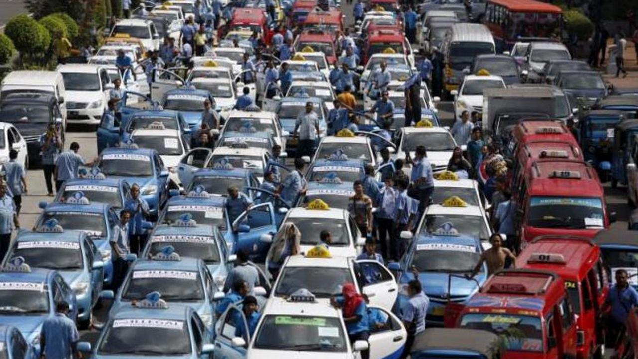 Demo Sopir Taksi Jakarta Disorot Dunia