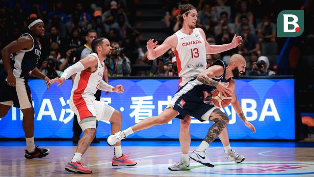 Foto: Indonesia Arena Bergemuruh! Laga Kanada Vs Prancis di Piala Dunia FIBA 2023 Berlangsung Sengit
