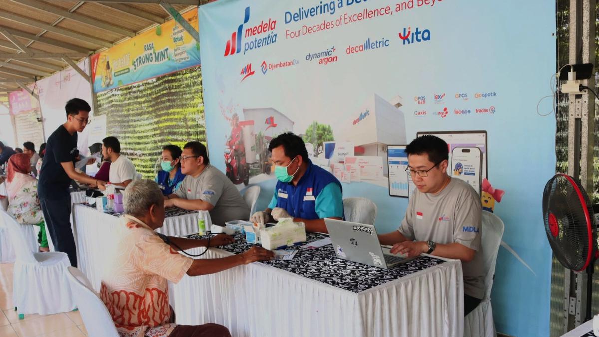 Antusias Cek Tekanan Darah dan Gula, Ribuan Warga Ikuti Skrining Kesehatan di Cikarang dan Yogyakarta