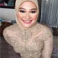 Deanti Rakasiwi, putri Rano Karno (via instagram/dewiranokarno)