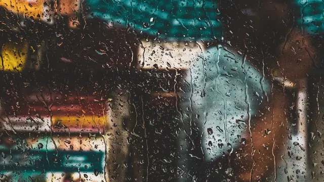 6 Arti Mimpi Kehujanan Basah Kuyup, Pertanda Masalah Datang? (Pixabay)