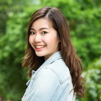 ilustrasi perempuan tersenyum/copyright by KaptureHouse (Shutterstock)