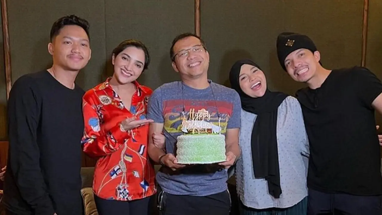 7 Momen Kejutan Ulang Tahun Anang Hermansyah ke-53, Dihadiri Orang Tersayang