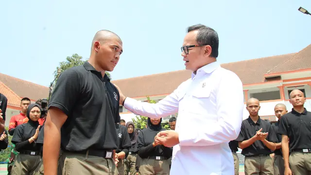 Bima Arya Dorong Perluasan Jangkauan Sekolah Rakyat