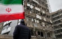 Atas Perintah Trump Serangan AS Hantam Iran Selatan, Ledakan Guncang Sejumlah Wilayah