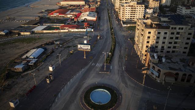 FOTO: Suasana Sepi Jalur Gaza saat Kembali Lockdown