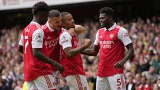 Tottenham Hotspur akhirnya menderita kekalahan pertamanya musim ini di Liga Inggris 2022/2023 usai takluk 1-3 dari tuan rumah Arsenal dalam laga bertajuk Derbi London Utara di pekan ke-9, Sabtu (1/10/2022) malam WIB. Bagi Arsenal, kemenangan ini makin memantapkan posisi mereka di puncak klasemen sementara dengan raihan 21 poin. (AP/Kirsty Wigglesworth)