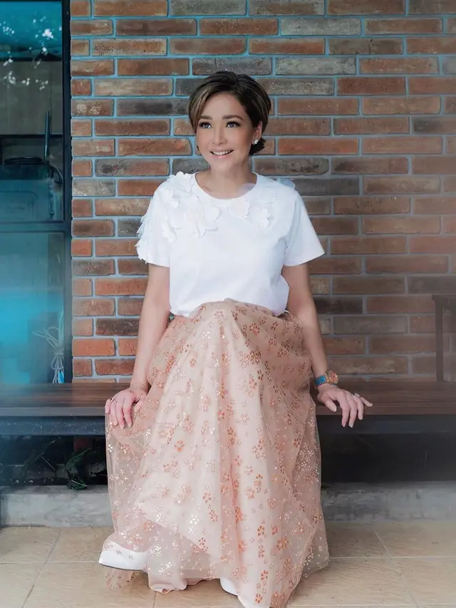 7 Potret Penampilan Artis dengan Rambut Super Pendek, Terbaru Amanda Manopo