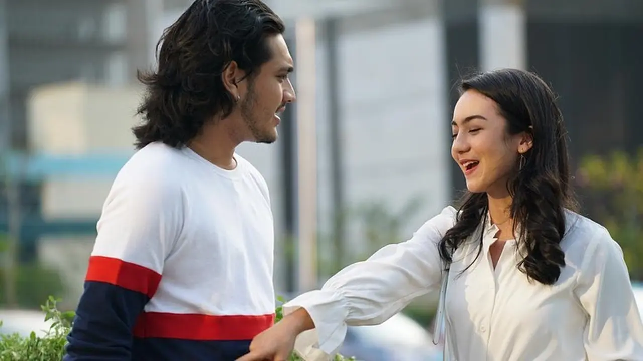 Main Web Series Bareng, Ini 6 Potret Kebersaman Giorgino Abraham dan Ersya Aurelia