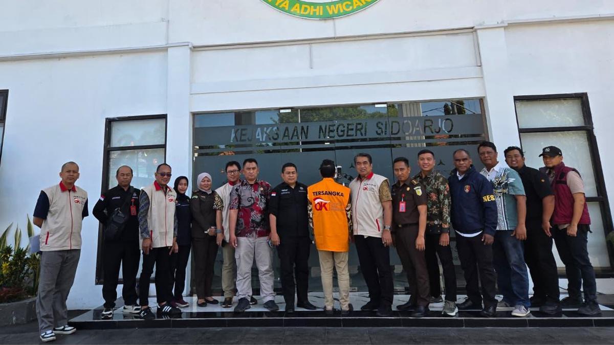 Bikin Kredit Palsu Rp 5,8 Miliar, Eks Dirut BPR Diserahkan ke Kejaksaan