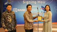 Lewat Teknologi Ini Kamu Bisa Buat Kartu ATM Tanpa Datang ke Bank
