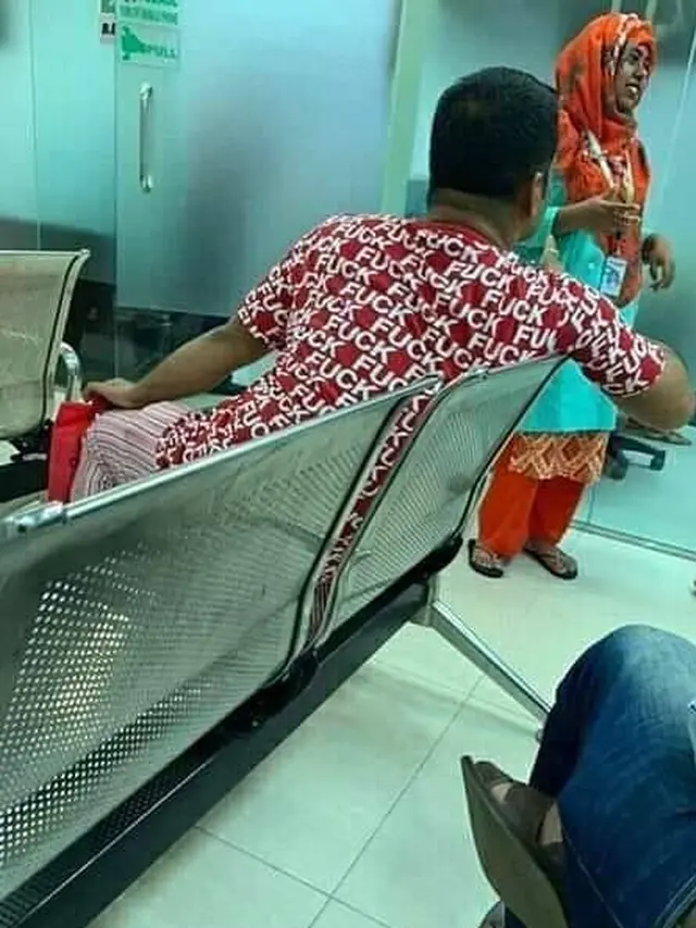 6 Motif Baju Ini Nyeleneh Banget, Bikin Geleng Kepala