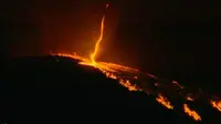 Fenomena Langka 'Api Iblis' Muncul di Langit Portugal