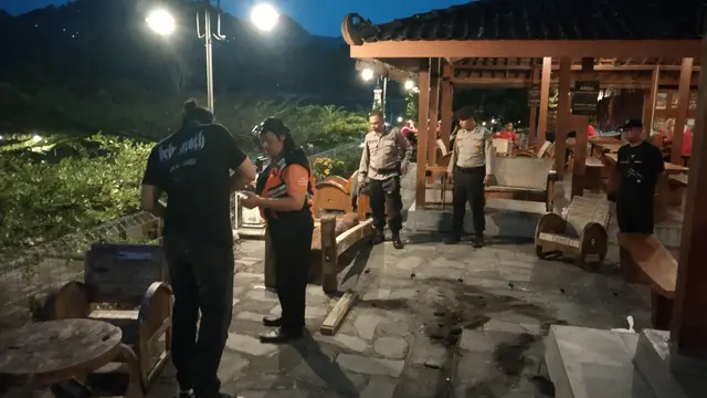 Kentongan Kayu Raksasa tewaskan bocah 6 tahun