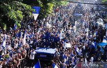 Hattrick Gelar Persib: Biru yang Menolak Padam, Bandung Pesta Juara BRI Super League
