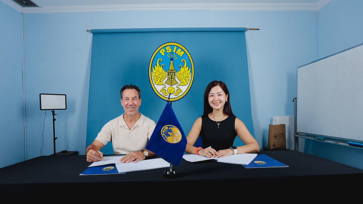 Belajar dari Arsenal dan Mikel Arteta Bangun Fondasi Juara, PSIM Resmi Perpanjang Kontrak Jean-Paul van Gastel