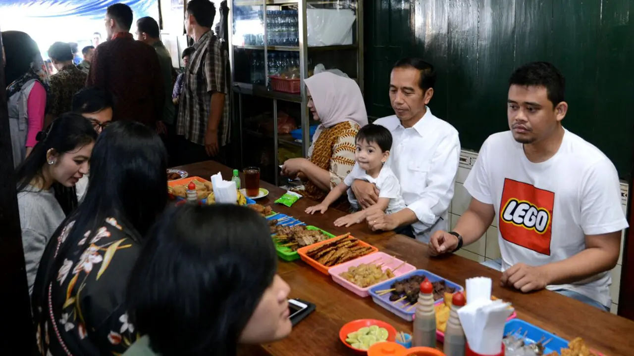 Jokowi Libur Akhir Pekan Bermain bersama Cucu