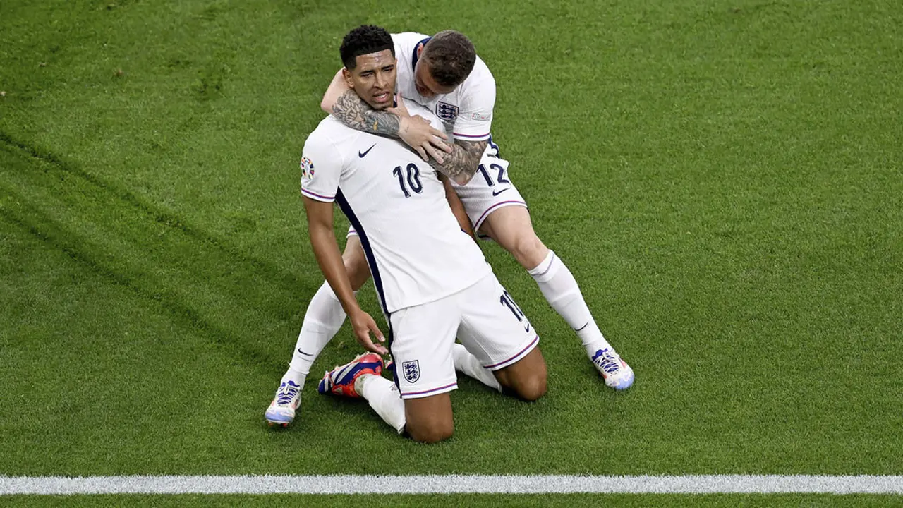 Foto: Tandukan Maut Jude Bellingham Bawa Inggris Taklukkan Serbia di Euro 2024