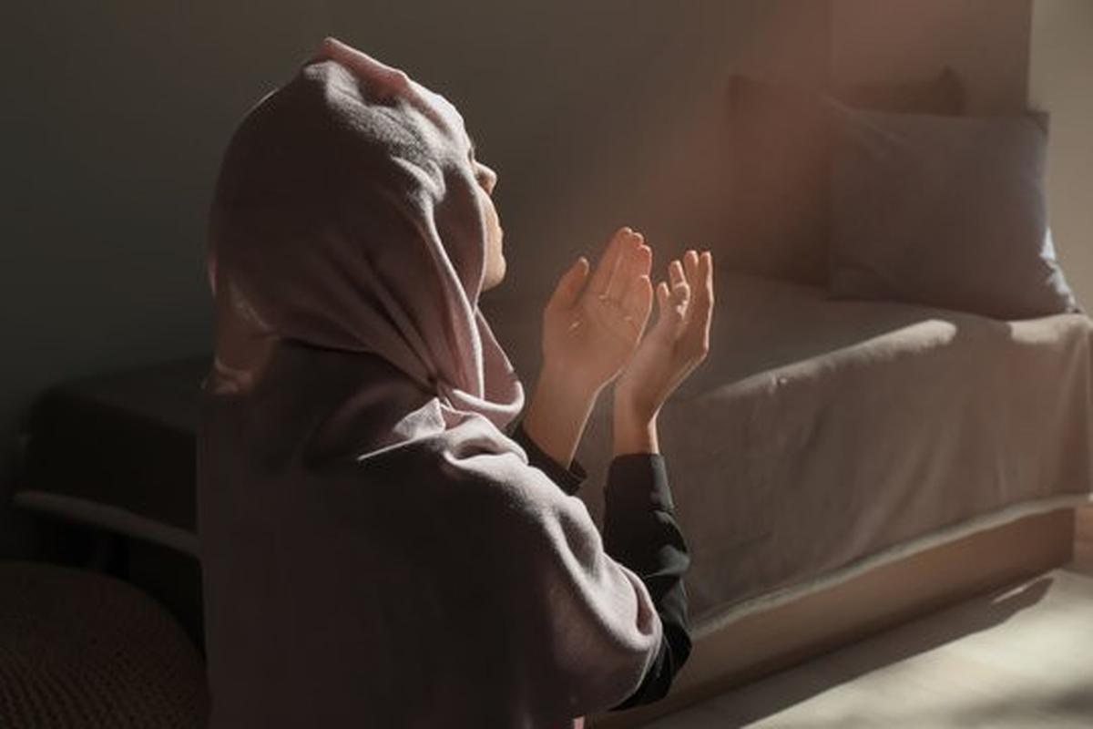 ilustrasi berdoa