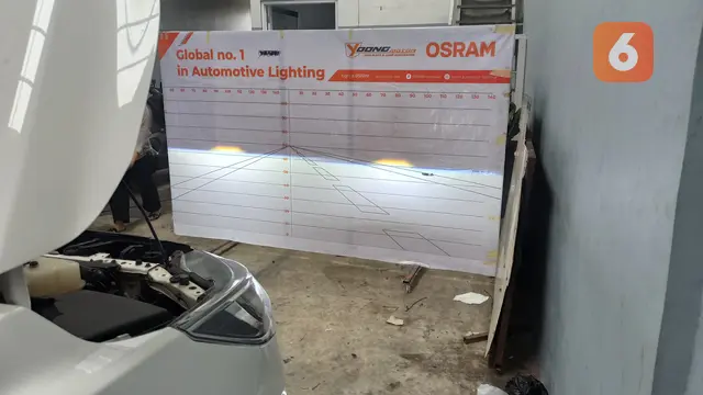 Tips Bikin Penerangan Lampu Mobil Lebih Optimal saat Musim Hujan (Amal/Liputan6.com)