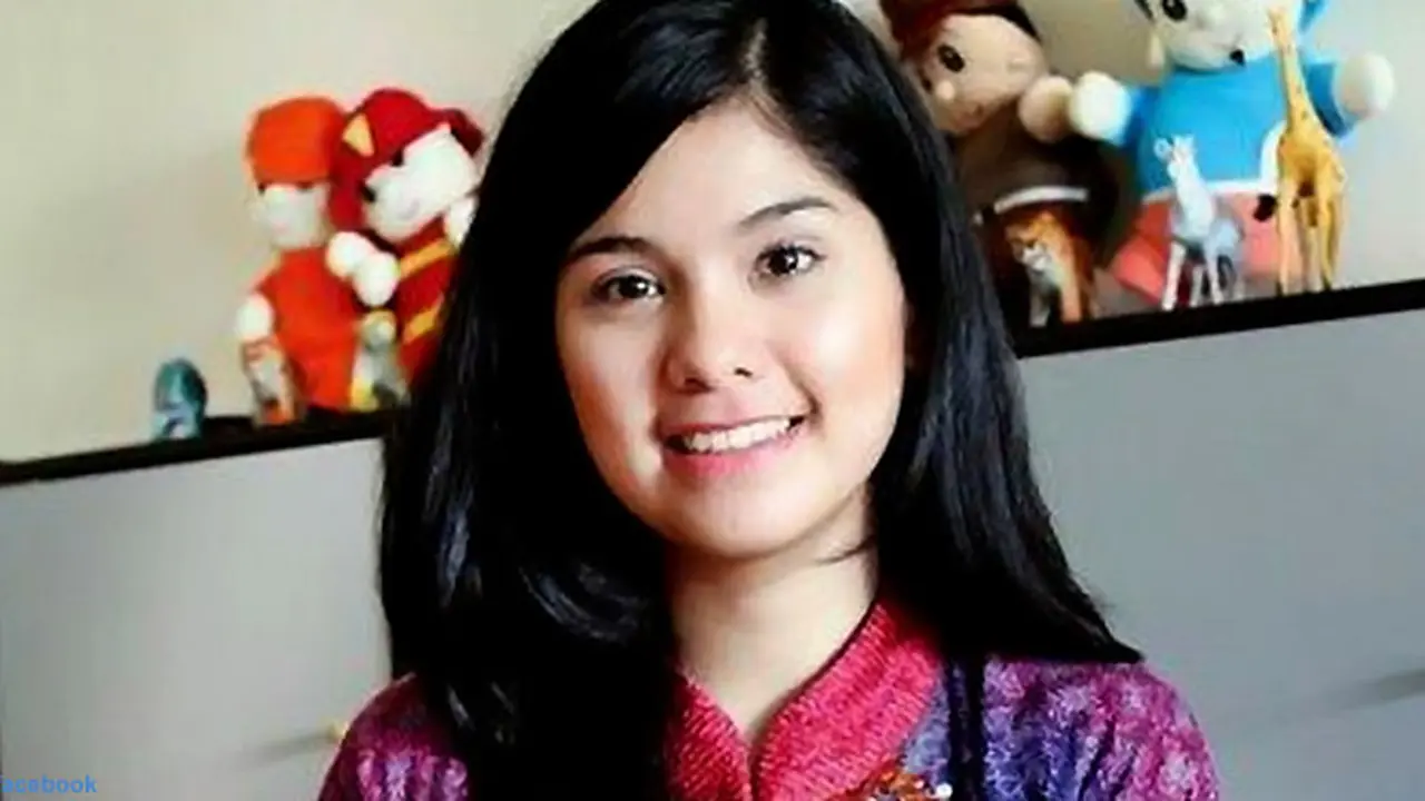 anisa-pohan-130130c.jpg