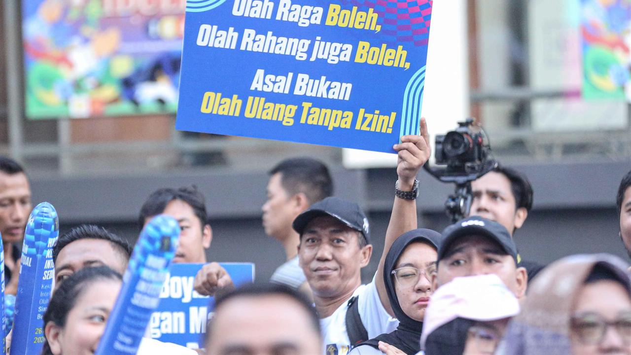 FOTO: Antuasia Warga Warga Ikuti Fun Walk Peringatan Hari Kekayaan Intelektual