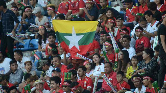 Suporter Timnas Myanmar