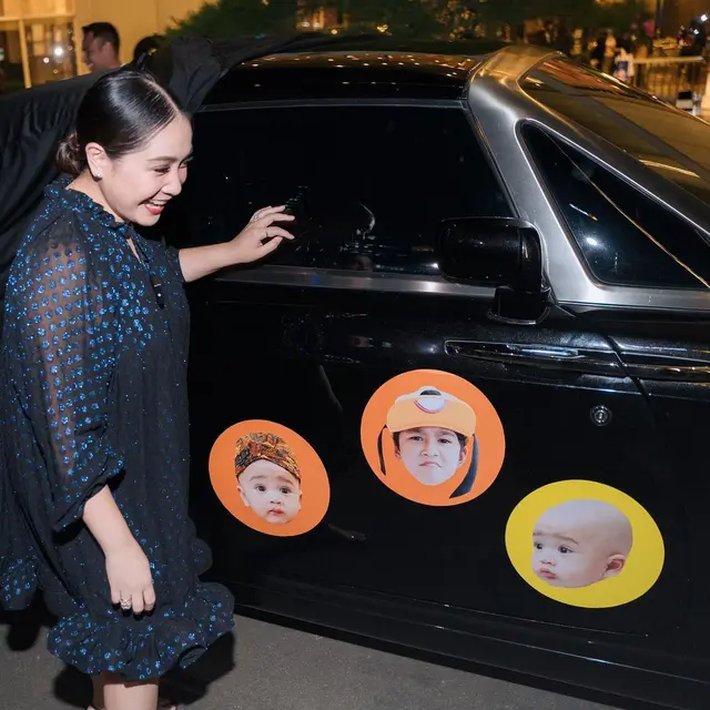 Gaya Simpel Tapi Mahal Nagita Slavina di Momen Ulang Tahun ke-35