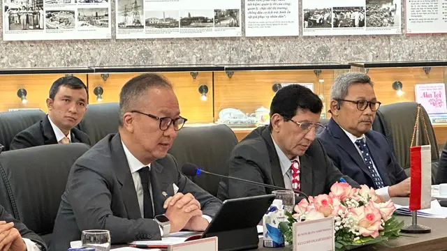 Kementerian Perindustrian akan memfasilitasi rencana produsen otomotif dari Vietnam, VinFast yang ingin berinvestasi di Indonesia.