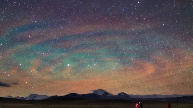 Mengagumi Panorama Langit Malam Lebih Dekat di Tibet
