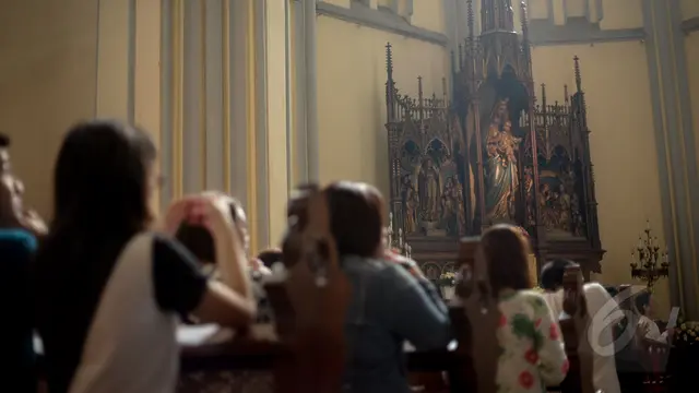 Misa Kenaikan Isa Almasih di Gereja Katedral Berlangsung Khidmat
