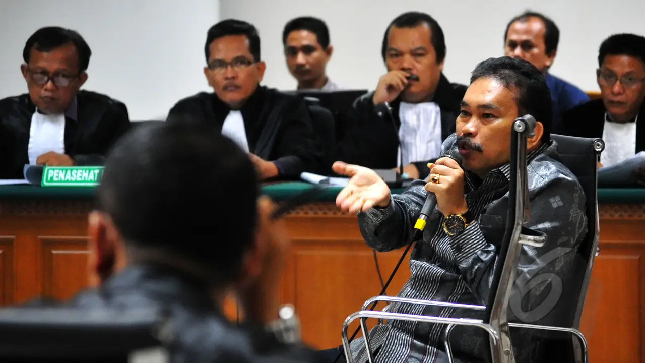 Saat Terdakwa Penyuap Akil Mochtar Dicecar Pertanyaan oleh JPU