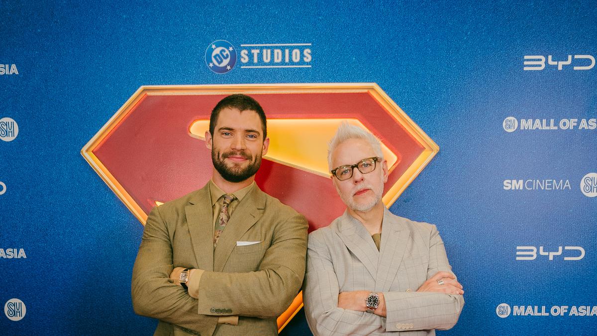 David Corenswet Berkostum Superman Bikin Kru dan Pemain Lain Terpana, tapi Reaksi James Gunn Lain