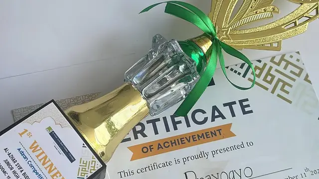 Potret Farel Prayoga Juara Lomba Azan di Sekolah/Instagram @rais_simpson