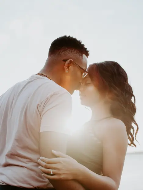 60 Kata Kata Bijak Cinta Untuk Pasangan Yang Menyentuh Hati Lifestyle Fimela Com