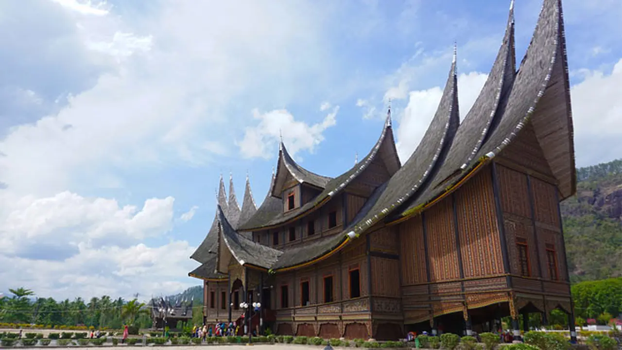 Yuk Tonton Minangkabau Fashion Festival, 15 September 2017