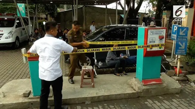 Akibat pengurus parkir menunggak pajak selama 3 tahun, Pemkot Tangsel terpaksa menyegel tempat parkir di RSU Tangsel.