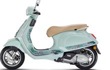 Piaggio Indonesia Perkenalkan Vespa Primavera Batik