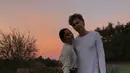 Vanessa Hudgens baru-baru ini bikin fans penasaran dengan pertanyaan dirinya sudah bertunangan dengan Austin Butler atau belum. (instagram/vanessahudgens)