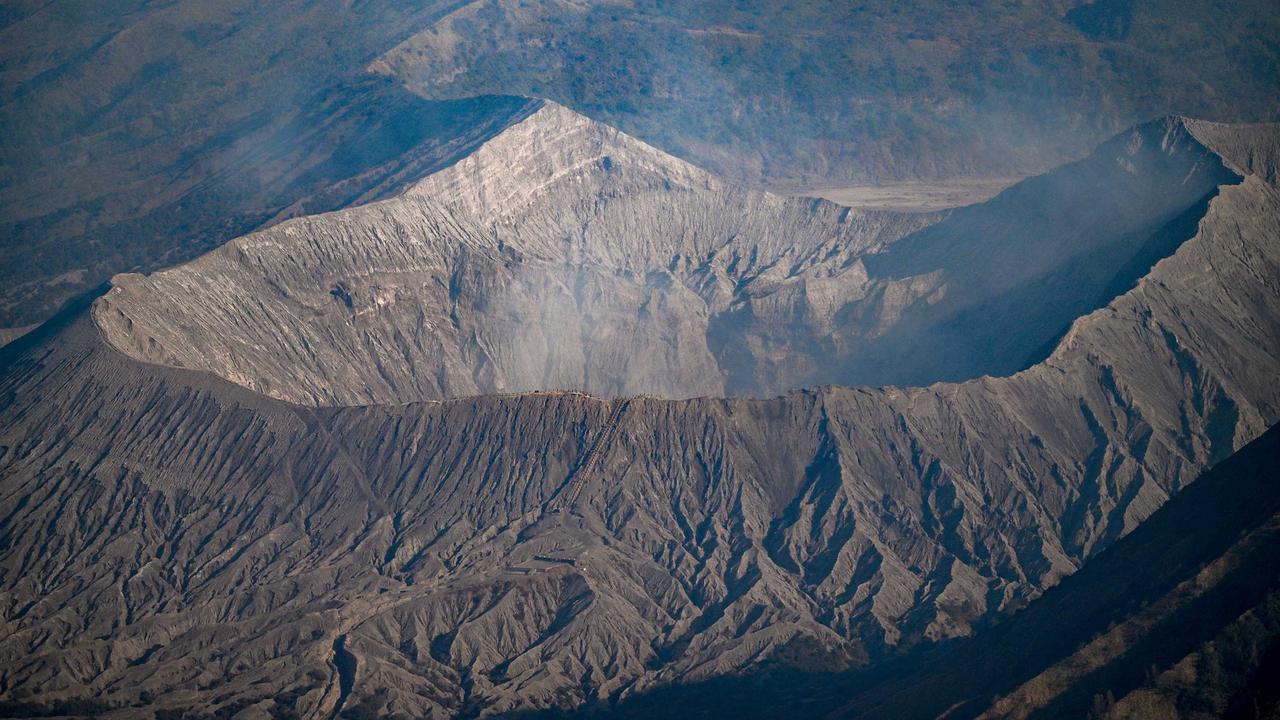 Keindahan Bromo dan Semeru di Tengah Pemulihan Kawasan