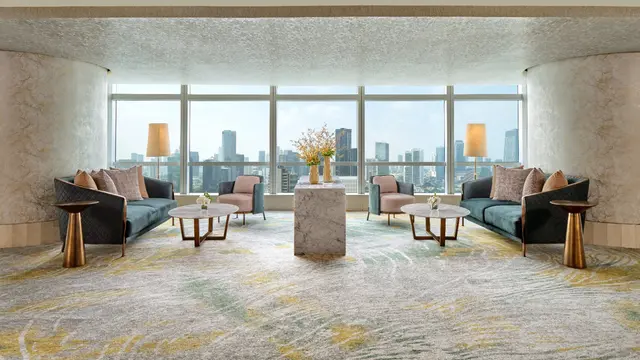 Menginap Sekaligus Bertualang dengan Satwa Liar, The Ritz-Carlton Jakarta Tawarkan Pengalaman Liburan Tak Biasa