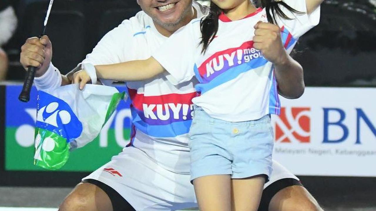Momen Lucu Gempi dan Rayyanza Kompak Beri Dukungan untuk Gading Marten dan Raffi Ahmad saat Tanding Bulu Tangkis, Gemesin Banget!