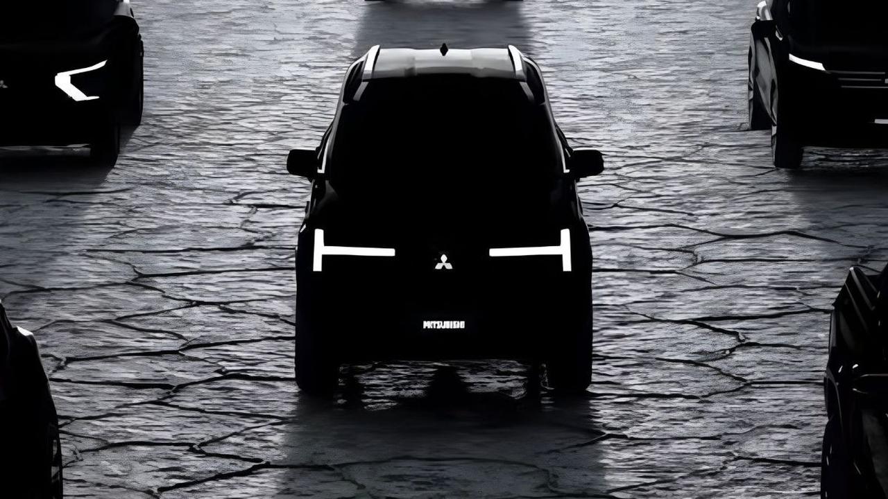 All New Pajero Sport generasi ke-4 masih membutuhkan waktu meskipun generasi ke-3 masih ada dan telah mengalami beberapa perubahan