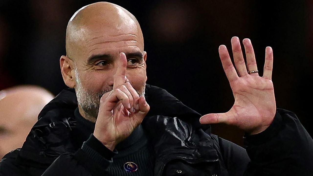 FOTO: Gaya Pep Guardiola Pamer 6 Jari untuk Balas Ejekan Pendukung Liverpool, Ini Maknanya
