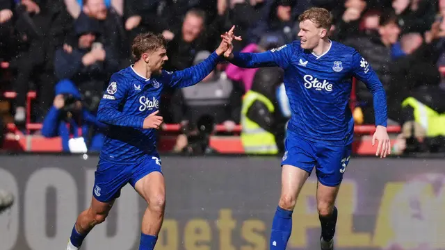 Foto: Comeback Memuakau Everton Berhasil Tahan Brentford di Menit Akhir dalam Lanjutan Liga Inggris