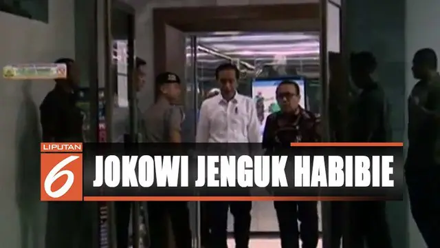 Setelah sekitar 10 menit berada di ruangan, Presiden Jokowi kemudian meninggalkan RSPAD.